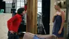 Raj Koothrappali dans Big Bang Theory S02E04 L'équivalence du griffon (2008)
