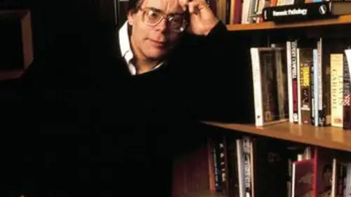 Biography : Stephen King