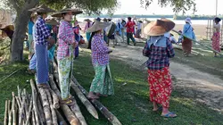 Birmanie : l'étonnant pont de bambou