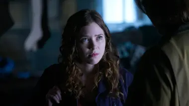 Bitten S03E02 Le sang de notre sang