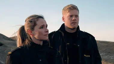 Black Sands S02E07 Sortir