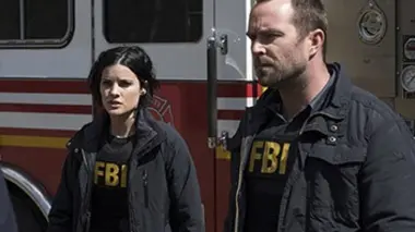 Blindspot S01E20 Si proche