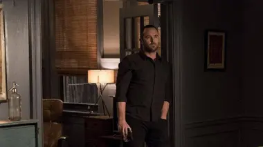 Blindspot S03E12 Le bunker