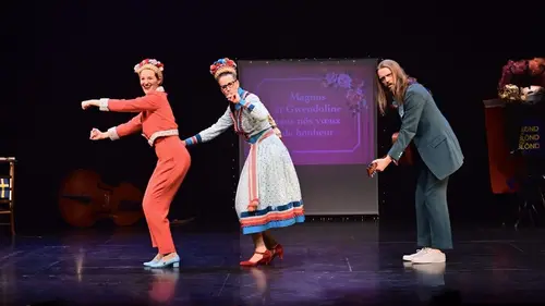 Blønd and Blönd and Blónd : Mariaj en Chønsons