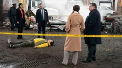 Blue Bloods S10E19 Secrets de famille