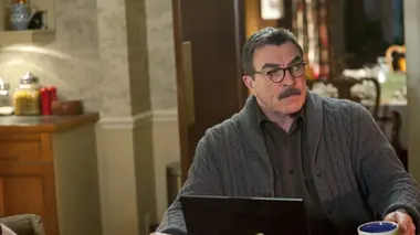Blue Bloods S02E17 Le ballon et le bonnet