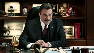 Blue Bloods S04E01 Carte blanche
