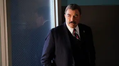Blue Bloods S10E16 Les 100 premiers jours