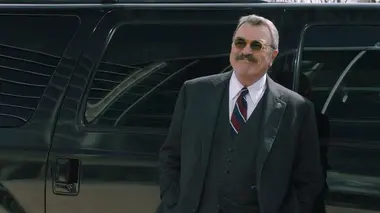 Blue Bloods S13E20 Face à face