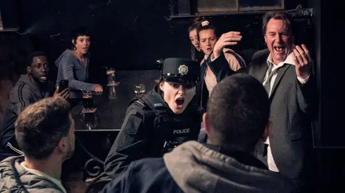 Blue Lights S01E04 Full Moon Fever