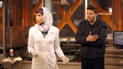 Bones S10E19 Un thé à Téhéran