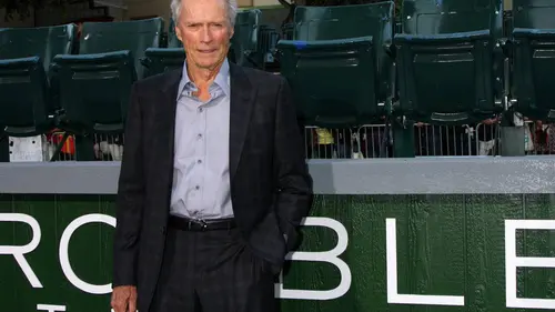 Bonus Clint Eastwood