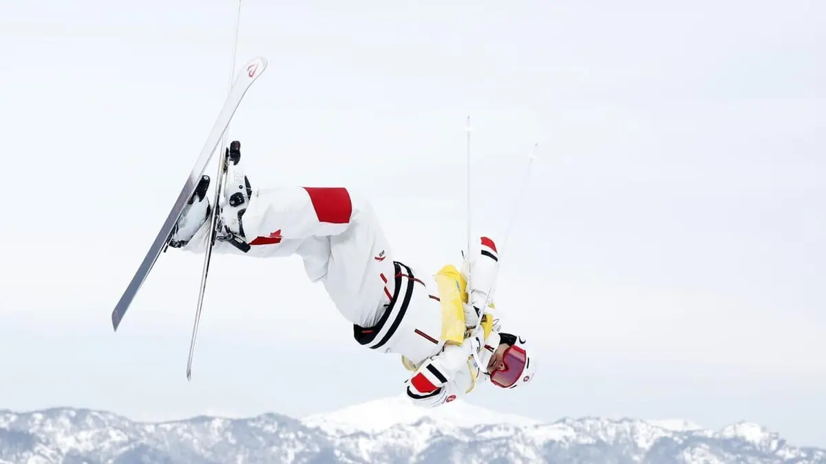 Bosses en parallèle dames et messieurs Ski freestyle Coupe du monde à Bakouriani 2023/2024