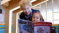 Brainiacs, l'école des génies S01E04 Le projet d'Isaac