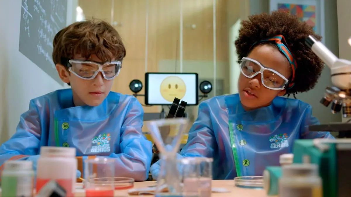 Brainiacs, l'école des génies S01E05 Les génies du ballon