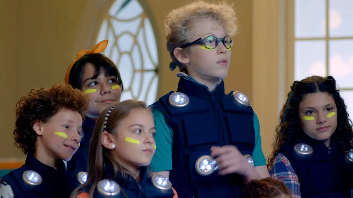 Brainiacs, l'école des génies S01E10 Laser game