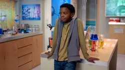 Brainiacs, l'école des génies S01E06 Sous haute sécurité