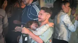 Brassic S04E01 Un dîner presque fatal