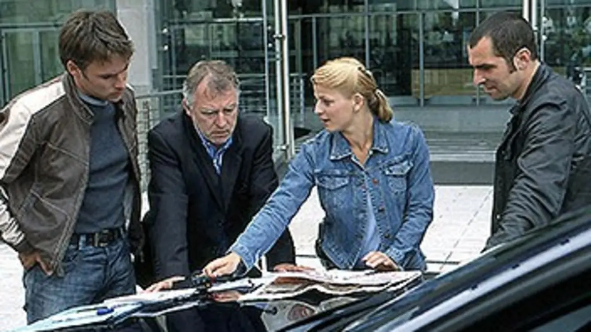 Brigade du crime S05E11 Le monstre du fleuve