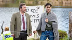 Brokenwood S06E03 Conflit de canards