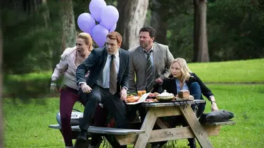 Brokenwood S04E01 Chute libre