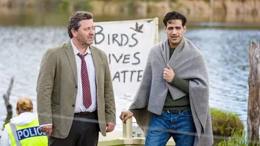Brokenwood S06E03 Conflit de canards