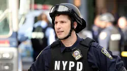 Brooklyn Nine-Nine S08E05 Transfert et subterfuge en streaming