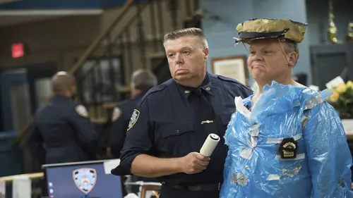 Brooklyn Nine-Nine S03E02 L'enterrement