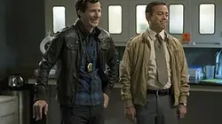 Brooklyn Nine-Nine S04E04 Horaires de nuit en streaming