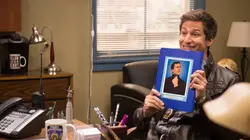 Brooklyn Nine-Nine S07E08 Le casse à l'envers en streaming