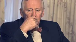 Brotherhood S01E03 Tractations