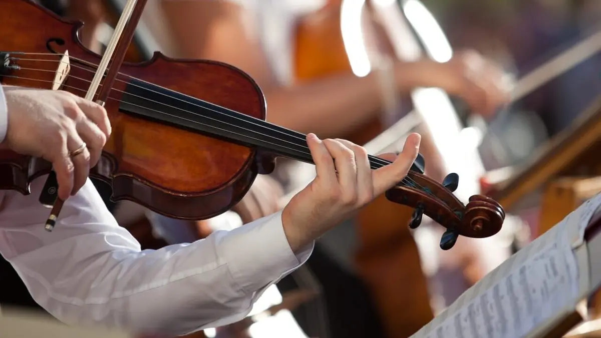 Casting Bruch | Violin Concerto no. 1 - 3. Finale