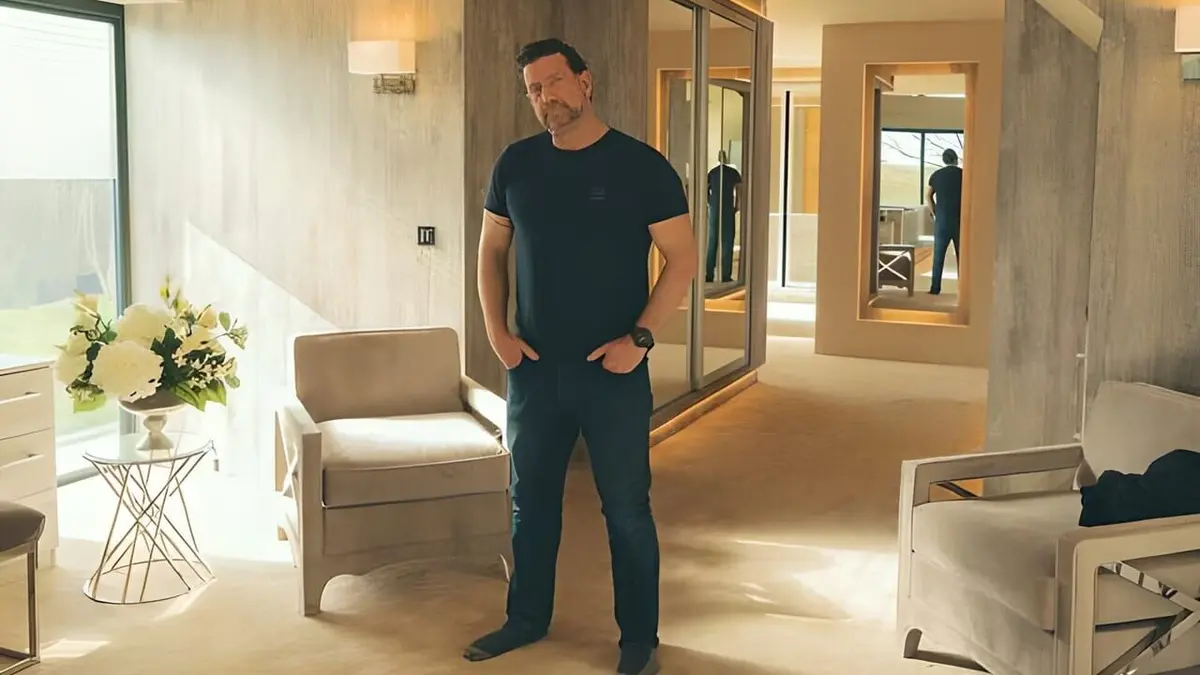 Building Britain's Superhomes