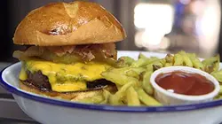 Sur France 5 à 21h45 : Burger sur le grill