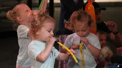 Busby Girls Pas de pot !