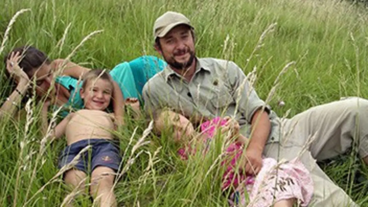 Bye bye la Suisse S05E01 Le grand saut