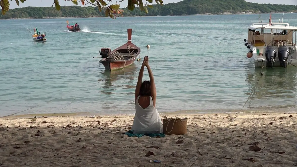 Bye bye la Suisse S07E01 Casser la routine