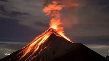Volcans : quand la terre crache du feu