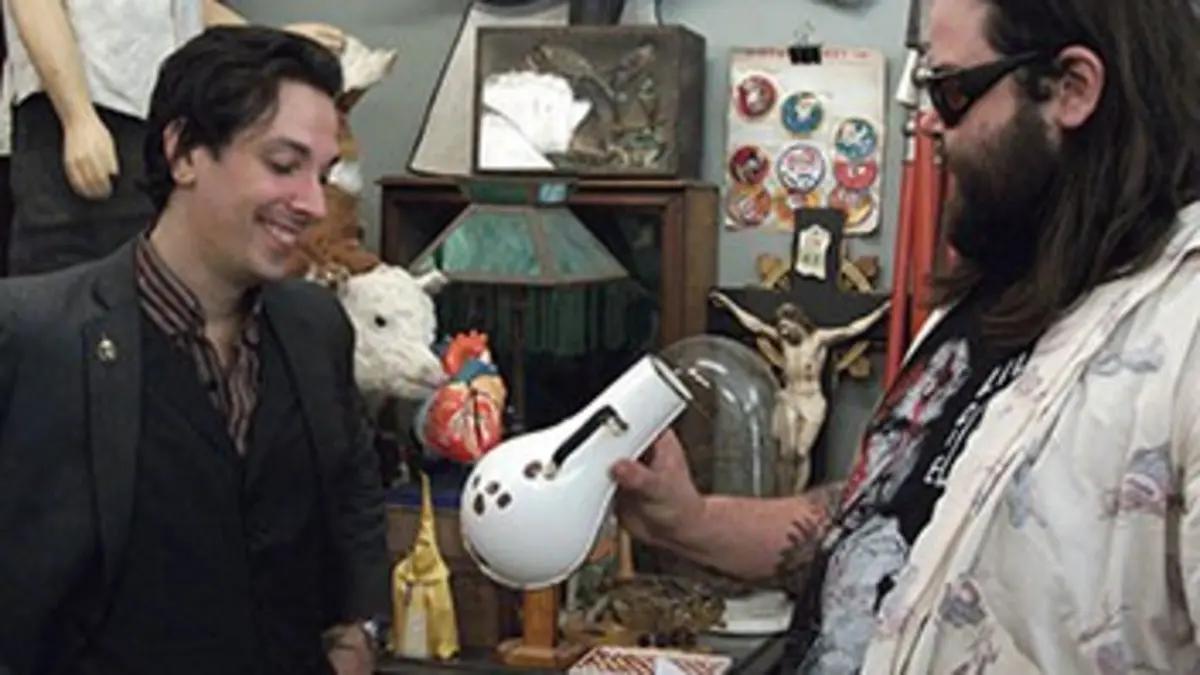 Cabinets de curiosités S04E00 Bouts de cerveau et petits cadeaux
