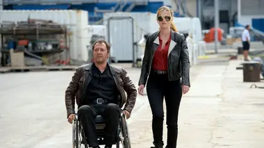 Caïn S06E06 Sur les quais
