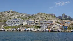 Calanques, les usines du bout du monde