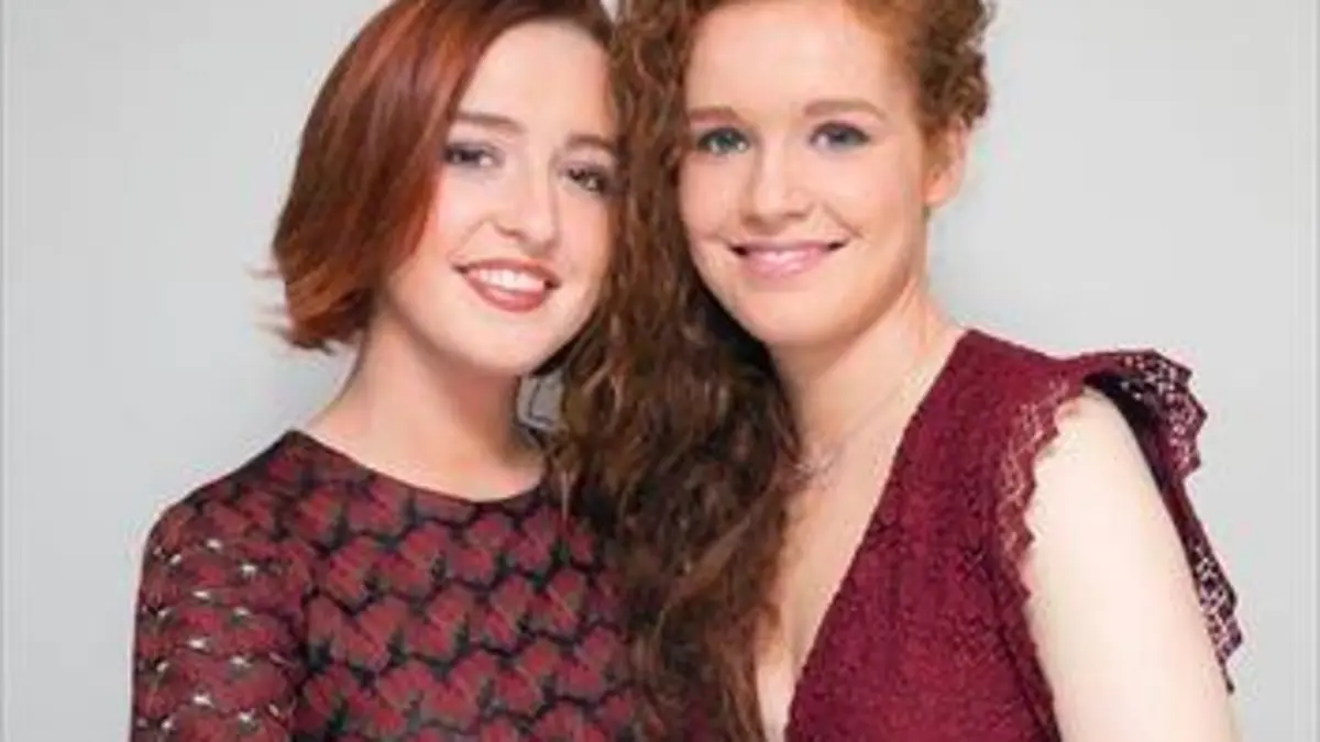 Camille et Julie Berthollet