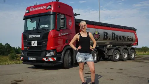 Camions XXL : les reines du volant