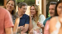 Camping Paradis S16E01 Les enfants d'abord