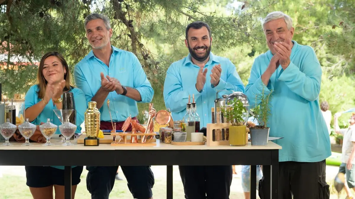 Camping Paradis S16E04 Retour de flamme au Paradis