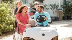 Camping Paradis S12E02 Allumer le camping