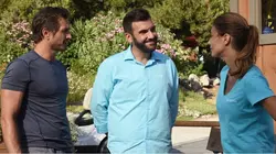 Camping Paradis S09E04 Famille nombreuse, famille heureuse