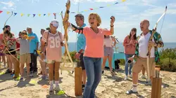 Camping Paradis S14E01 Olympiades au Paradis