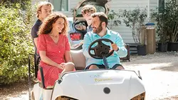 Camping Paradis S12E02 Allumer le camping