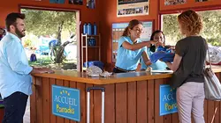 Camping Paradis S09E03 Une nouvelle vie